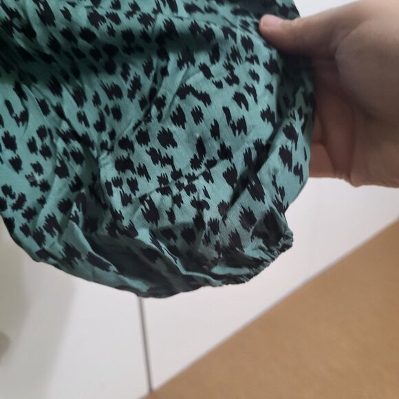 Hailey & Co Women's Small Peasant Blouse Top Animal Print Embroidery - Picture 6 of 10